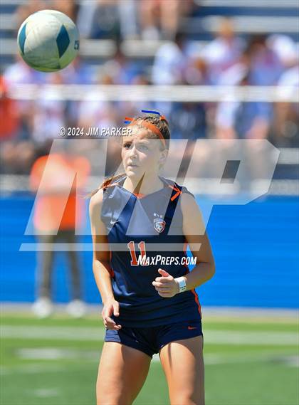 Thumbnail 2 in Wakeland vs. Rouse (UIL 5A Soccer Semifinal) photogallery.