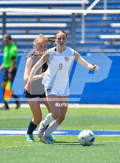 Thumbnail 1 in Wakeland vs. Rouse (UIL 5A Soccer Semifinal) photogallery.