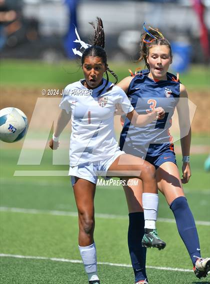 Thumbnail 1 in Wakeland vs. Rouse (UIL 5A Soccer Semifinal) photogallery.