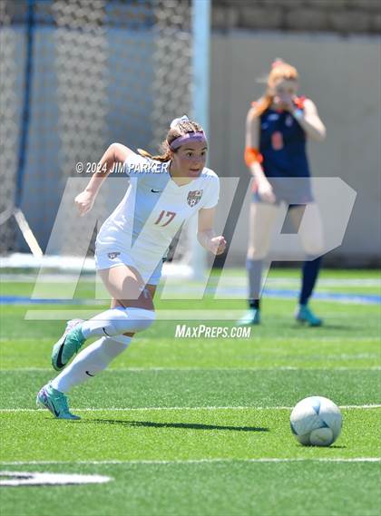 Thumbnail 1 in Wakeland vs. Rouse (UIL 5A Soccer Semifinal) photogallery.