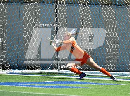 Thumbnail 2 in Wakeland vs. Rouse (UIL 5A Soccer Semifinal) photogallery.