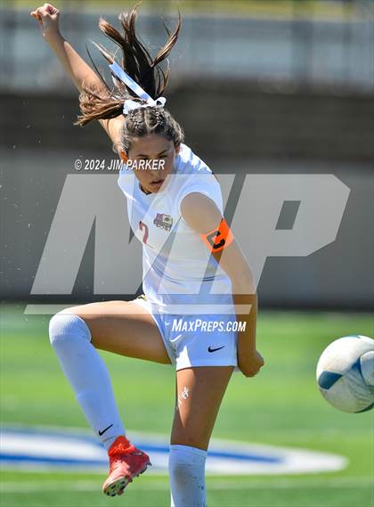 Thumbnail 1 in Wakeland vs. Rouse (UIL 5A Soccer Semifinal) photogallery.