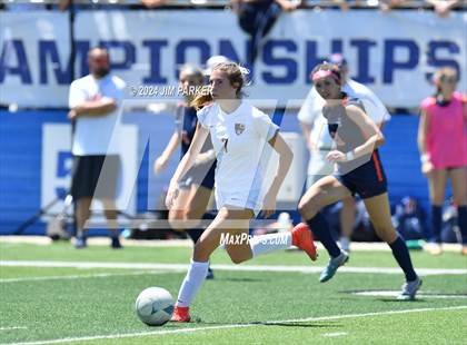 Thumbnail 1 in Wakeland vs. Rouse (UIL 5A Soccer Semifinal) photogallery.
