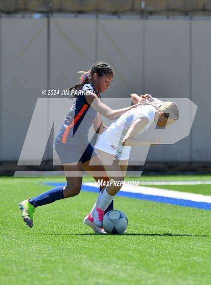 Thumbnail 3 in Wakeland vs. Rouse (UIL 5A Soccer Semifinal) photogallery.