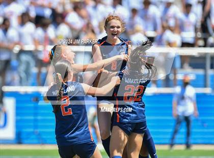 Thumbnail 1 in Wakeland vs. Rouse (UIL 5A Soccer Semifinal) photogallery.