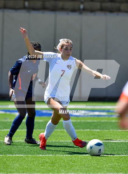 Thumbnail 3 in Wakeland vs. Rouse (UIL 5A Soccer Semifinal) photogallery.