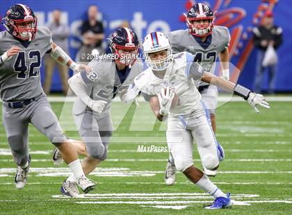 Thumbnail 1 in West Monroe vs. Zachary (LHSAA 5A Final) photogallery.