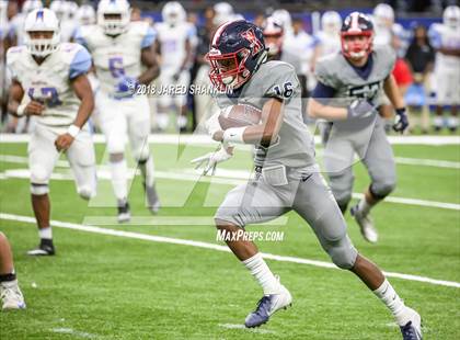 Thumbnail 3 in West Monroe vs. Zachary (LHSAA 5A Final) photogallery.