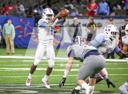 Thumbnail 1 in West Monroe vs. Zachary (LHSAA 5A Final) photogallery.