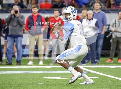 Thumbnail 3 in West Monroe vs. Zachary (LHSAA 5A Final) photogallery.