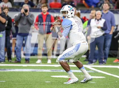 Thumbnail 2 in West Monroe vs. Zachary (LHSAA 5A Final) photogallery.