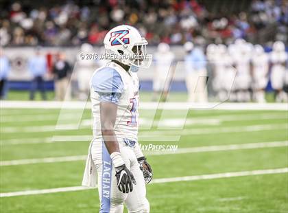 Thumbnail 2 in West Monroe vs. Zachary (LHSAA 5A Final) photogallery.