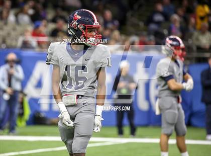 Thumbnail 3 in West Monroe vs. Zachary (LHSAA 5A Final) photogallery.
