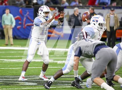 Thumbnail 3 in West Monroe vs. Zachary (LHSAA 5A Final) photogallery.