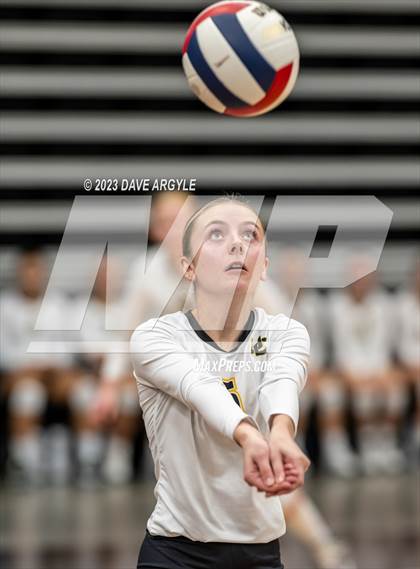 Thumbnail 1 in North Sanpete vs. Union (UHSAA 3A 2nd Round) photogallery.