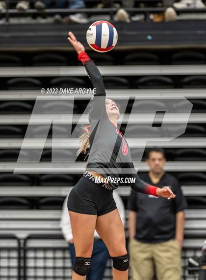 Thumbnail 3 in North Sanpete vs. Union (UHSAA 3A 2nd Round) photogallery.