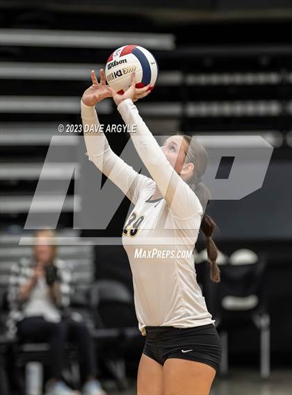 Thumbnail 1 in North Sanpete vs. Union (UHSAA 3A 2nd Round) photogallery.