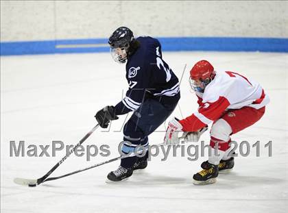 Thumbnail 3 in Wilton vs. Cheshire (CIAC Division 2 Semifinal) photogallery.