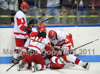 Thumbnail 3 in Wilton vs. Cheshire (CIAC Division 2 Semifinal) photogallery.