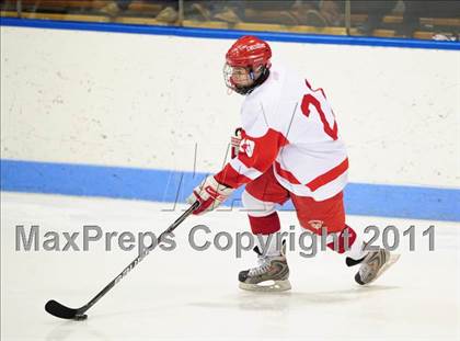 Thumbnail 1 in Wilton vs. Cheshire (CIAC Division 2 Semifinal) photogallery.