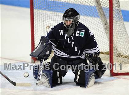 Thumbnail 1 in Wilton vs. Cheshire (CIAC Division 2 Semifinal) photogallery.