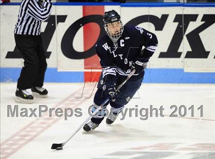 Thumbnail 2 in Wilton vs. Cheshire (CIAC Division 2 Semifinal) photogallery.