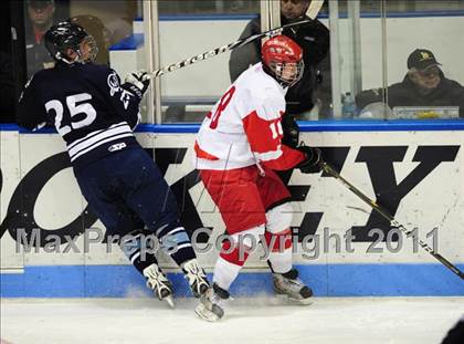 Thumbnail 3 in Wilton vs. Cheshire (CIAC Division 2 Semifinal) photogallery.