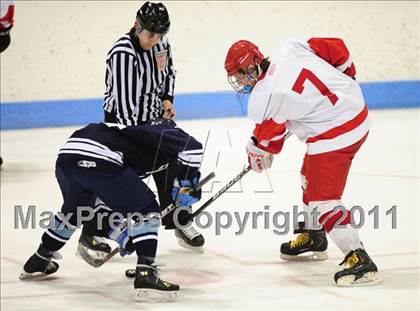 Thumbnail 2 in Wilton vs. Cheshire (CIAC Division 2 Semifinal) photogallery.