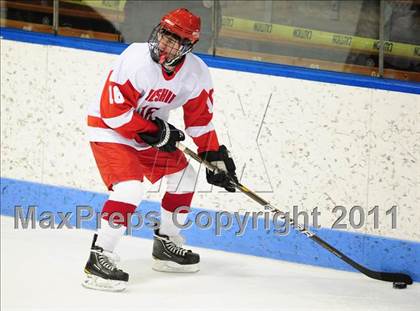 Thumbnail 1 in Wilton vs. Cheshire (CIAC Division 2 Semifinal) photogallery.