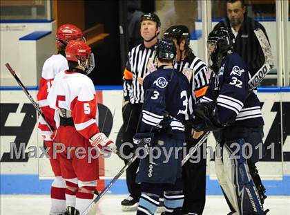 Thumbnail 2 in Wilton vs. Cheshire (CIAC Division 2 Semifinal) photogallery.