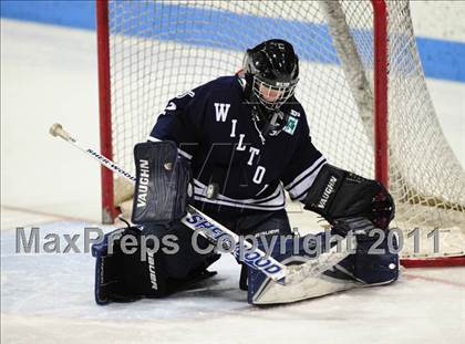 Thumbnail 2 in Wilton vs. Cheshire (CIAC Division 2 Semifinal) photogallery.