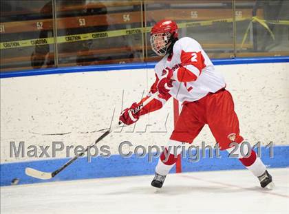 Thumbnail 3 in Wilton vs. Cheshire (CIAC Division 2 Semifinal) photogallery.