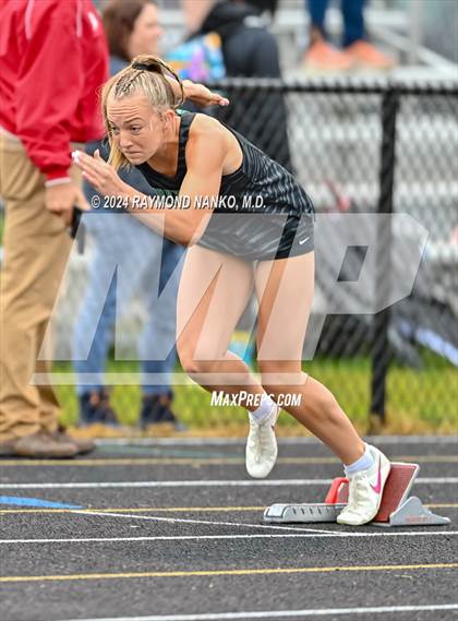 Thumbnail 1 in IHSAA Delta Sectionals (400 Meter)  photogallery.