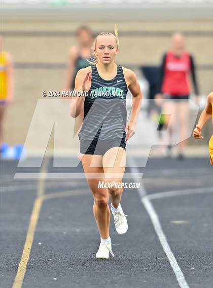 Thumbnail 2 in IHSAA Delta Sectionals (400 Meter)  photogallery.