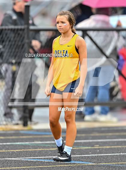 Thumbnail 3 in IHSAA Delta Sectionals (400 Meter)  photogallery.