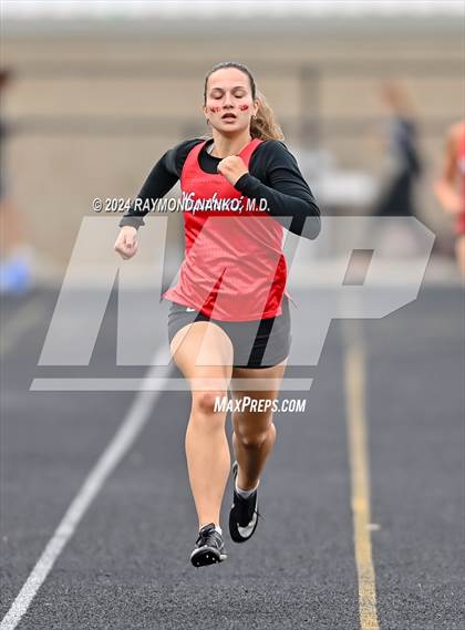 Thumbnail 2 in IHSAA Delta Sectionals (400 Meter)  photogallery.