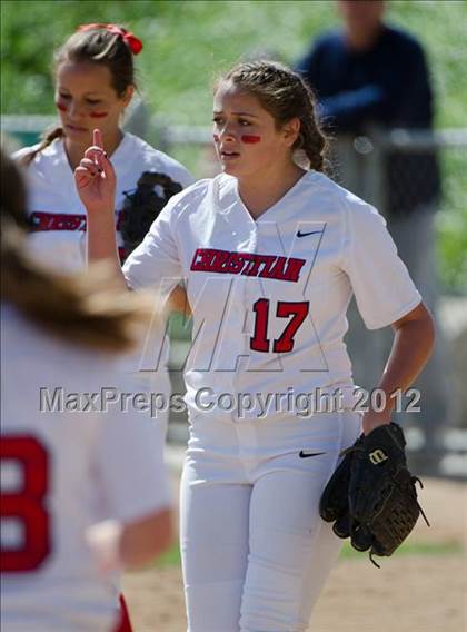 Thumbnail 1 in Christian vs Horizon (CIF SDS D5 Final) photogallery.