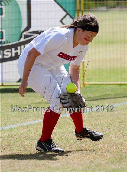 Thumbnail 2 in Christian vs Horizon (CIF SDS D5 Final) photogallery.
