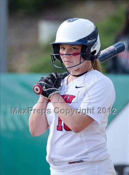 Thumbnail 1 in Christian vs Horizon (CIF SDS D5 Final) photogallery.
