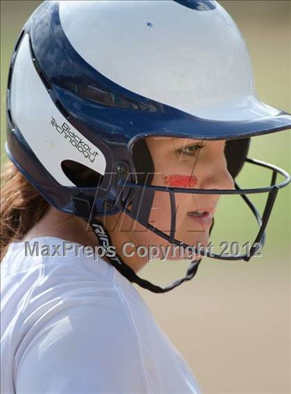 Thumbnail 1 in Christian vs Horizon (CIF SDS D5 Final) photogallery.