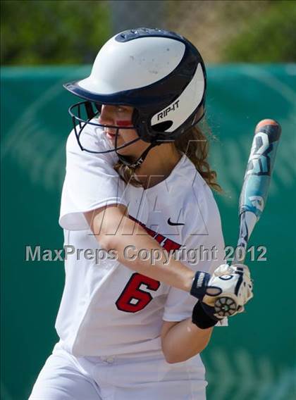 Thumbnail 3 in Christian vs Horizon (CIF SDS D5 Final) photogallery.
