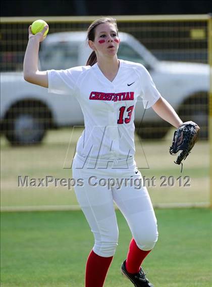 Thumbnail 2 in Christian vs Horizon (CIF SDS D5 Final) photogallery.
