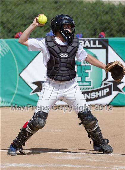 Thumbnail 3 in Christian vs Horizon (CIF SDS D5 Final) photogallery.
