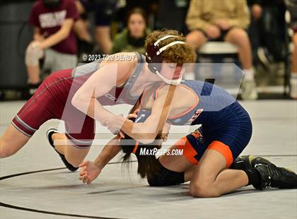 Thumbnail 3 in UIL District 9-6A Championships photogallery.