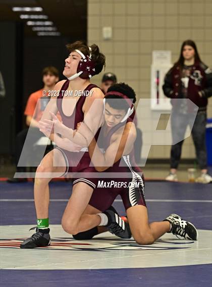 Thumbnail 1 in UIL District 9-6A Championships photogallery.