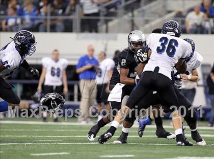 Thumbnail 3 in Hebron vs. Guyer (5A Division 2 Region 1 Bi-District) photogallery.