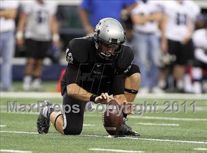 Thumbnail 2 in Hebron vs. Guyer (5A Division 2 Region 1 Bi-District) photogallery.