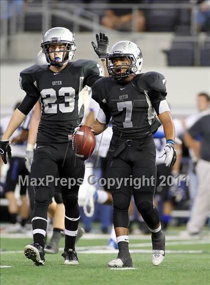 Thumbnail 3 in Hebron vs. Guyer (5A Division 2 Region 1 Bi-District) photogallery.
