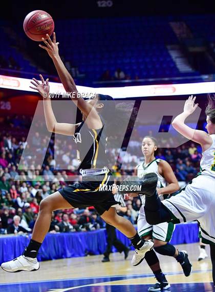 Thumbnail 1 in Holy Cross vs. Hand (CIAC Class L Final) photogallery.