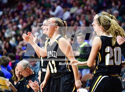 Thumbnail 1 in Holy Cross vs. Hand (CIAC Class L Final) photogallery.